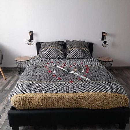 Nuit Romantique Saint-Christophe-en-Brionnais Kültér fotó