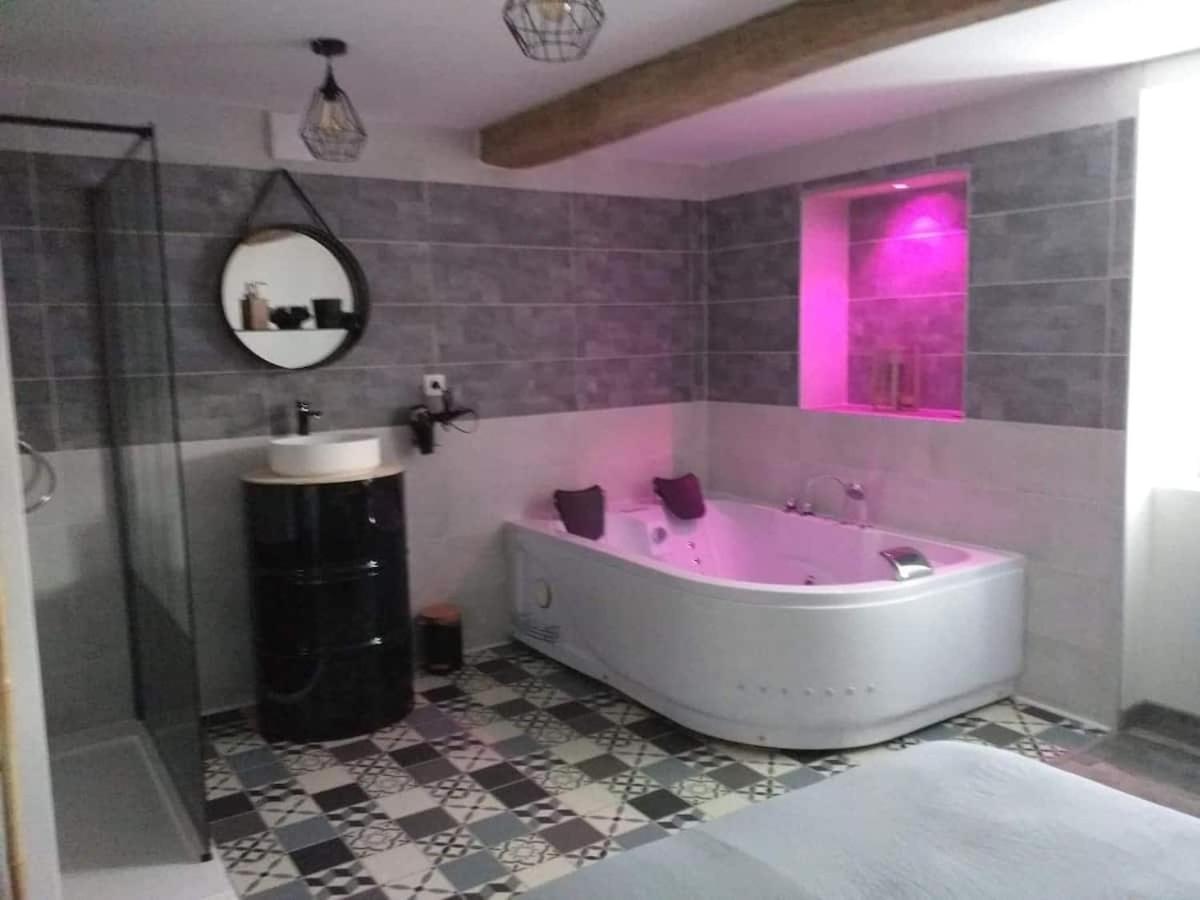 Nuit Romantique Saint-Christophe-en-Brionnais Kültér fotó